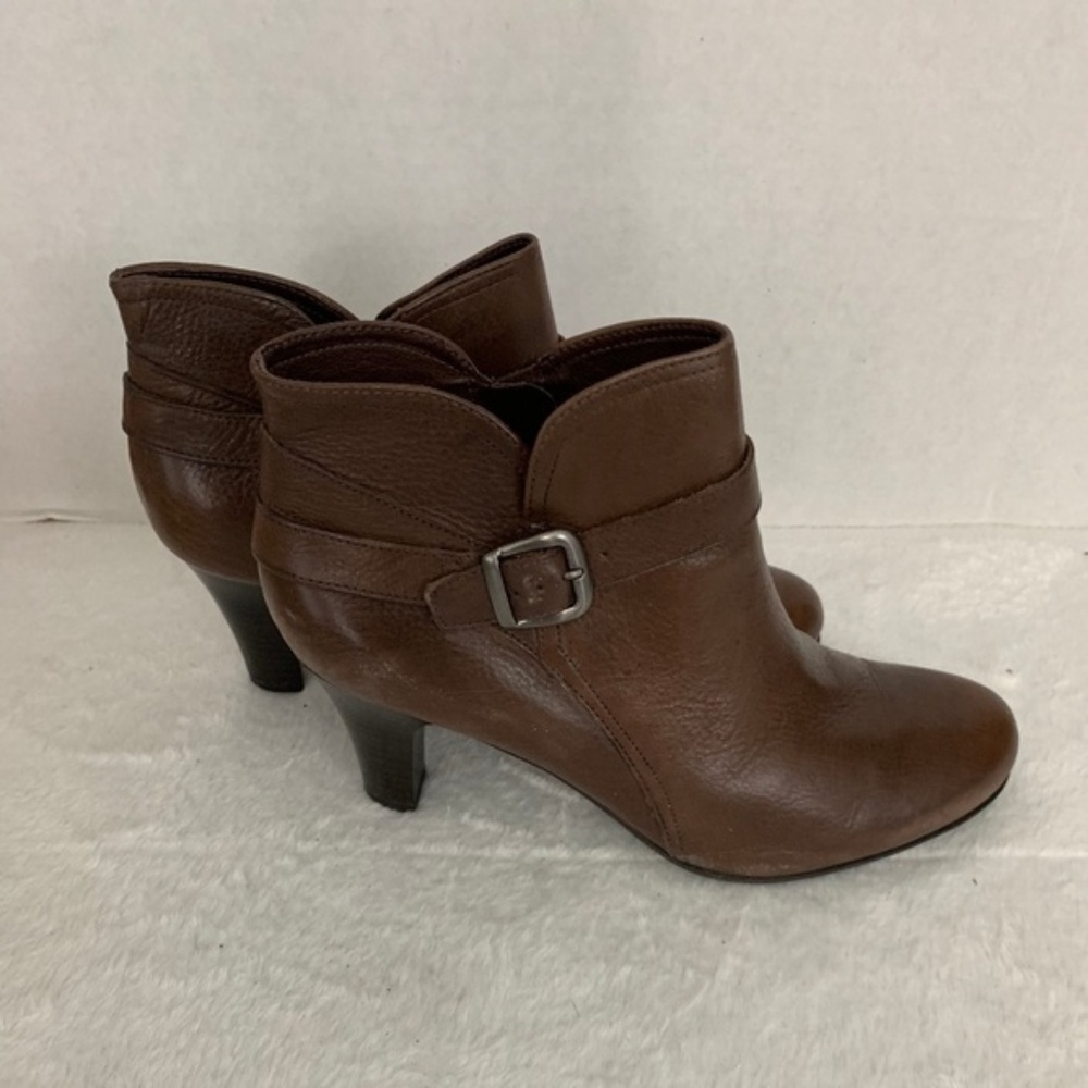 Nuture leather ankle boots size 10